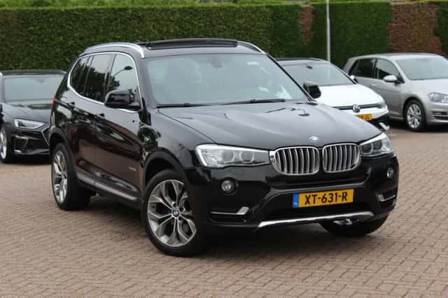 BMW X3 (2016) thumbnail 1