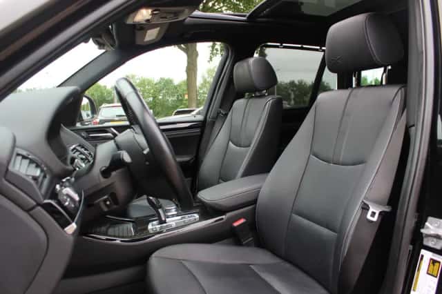 BMW X3 (2016) thumbnail 4
