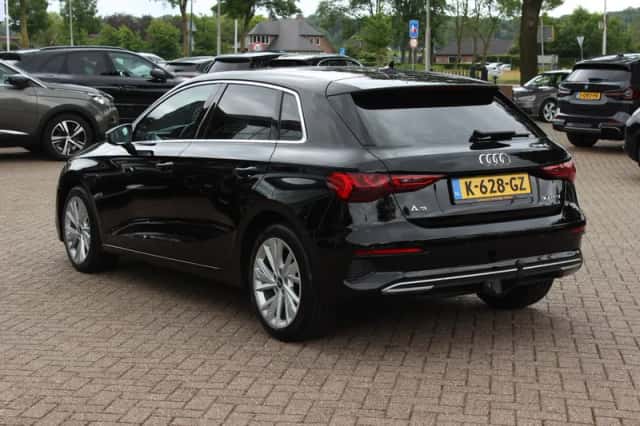 Audi A3 (2021) thumbnail 3