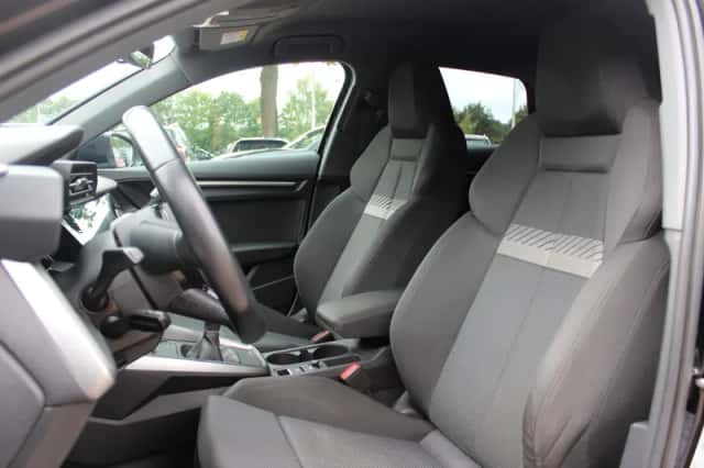 Audi A3 (2021) thumbnail 4