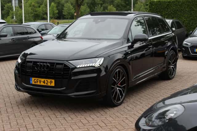 Audi Q7 (2021) thumbnail 6