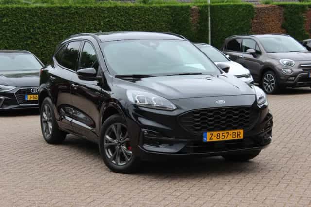 Ford Kuga (2024) thumbnail 1