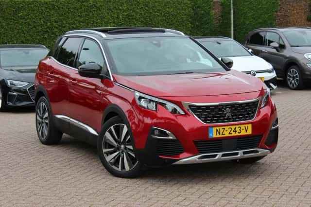 Peugeot 3008 (2017) thumbnail 1