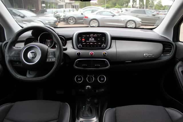 Fiat 500X (2017) thumbnail 2