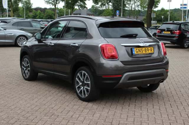 Fiat 500X (2017) thumbnail 3