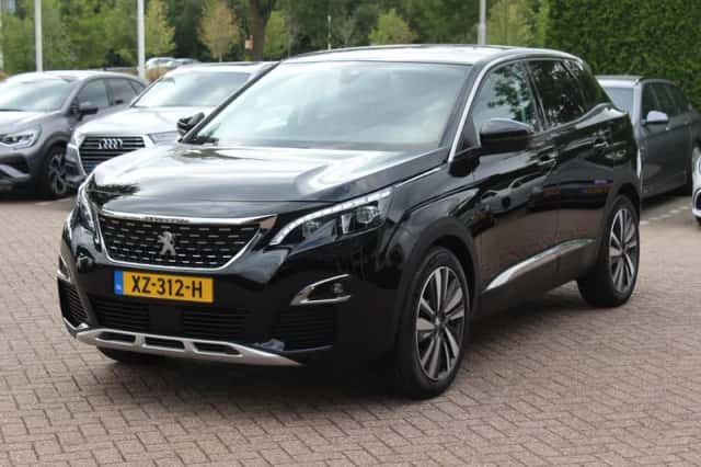Peugeot 3008 (2019) thumbnail 6