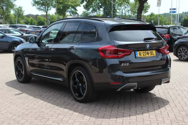 BMW iX3 (2021) thumbnail 4