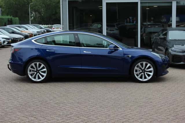 Tesla Model 3 (2019) thumbnail 6