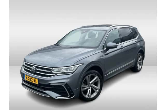Volkswagen Tiguan (2022) thumbnail 1