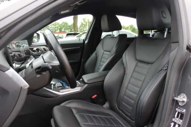 BMW i4 (2022) thumbnail 5