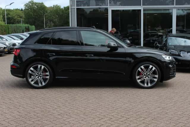Audi SQ5 (2017) thumbnail 5