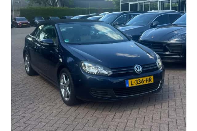 Volkswagen Golf (2013) thumbnail 3