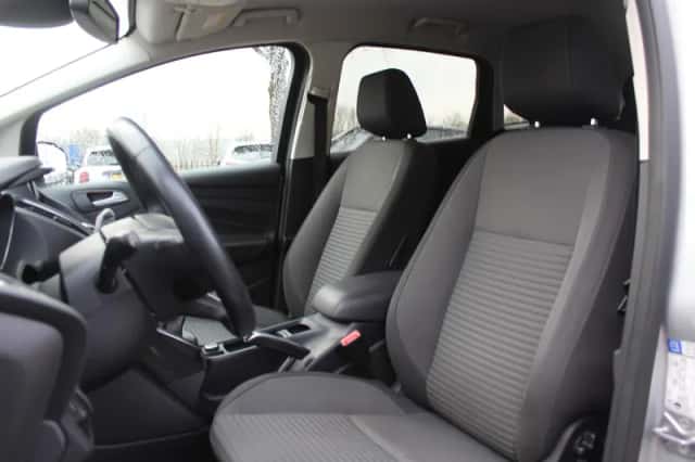 Ford C-Max (2017) thumbnail 4