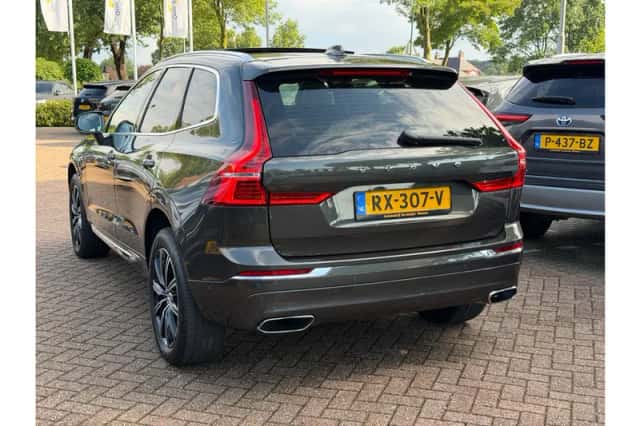 Volvo XC60 (2018) thumbnail 4
