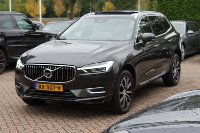 Volvo XC60 (2018) thumbnail 6