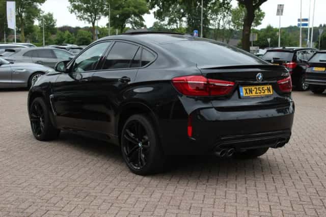 BMW X6 (2019) thumbnail 3