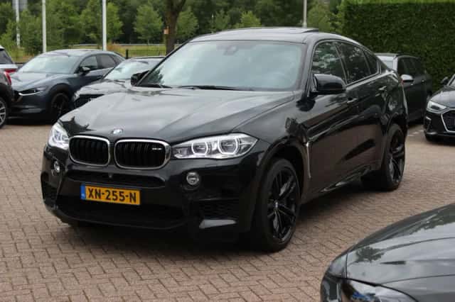 BMW X6 (2019) thumbnail 6