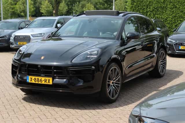 Porsche Macan (2020) thumbnail 6