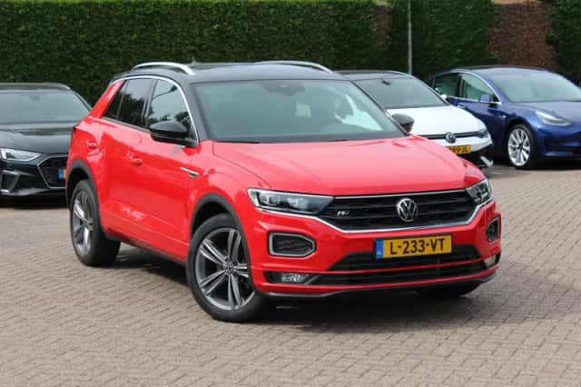 Volkswagen T-Roc (2021) thumbnail 1