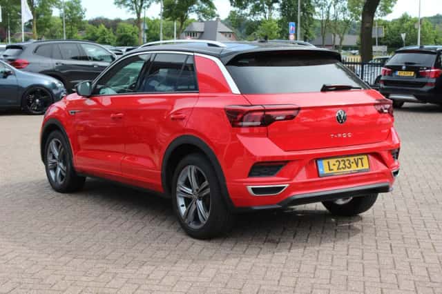 Volkswagen T-Roc (2021) thumbnail 3