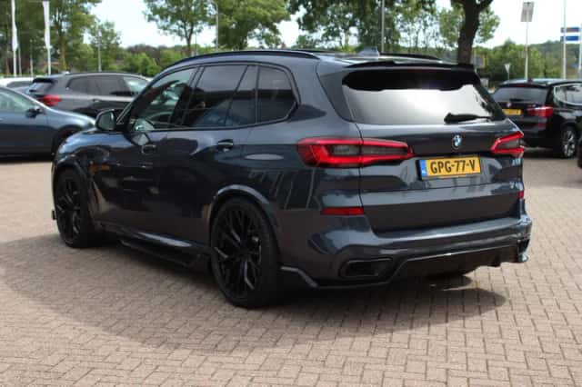BMW X5 (2019) thumbnail 3