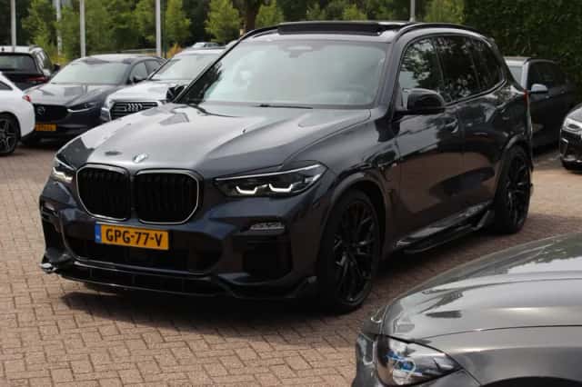 BMW X5 (2019) thumbnail 6
