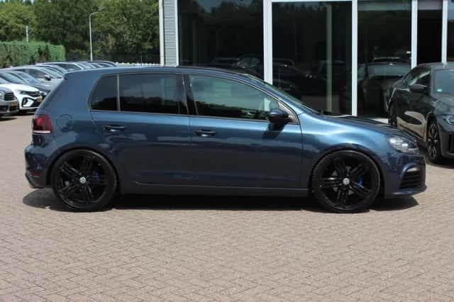 Volkswagen Golf (2009) thumbnail 5