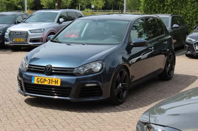 Volkswagen Golf (2009) thumbnail 6