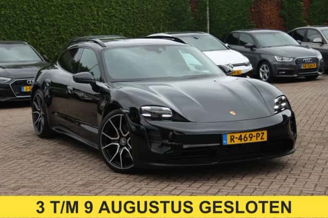 Porsche Taycan (2022) thumbnail 1