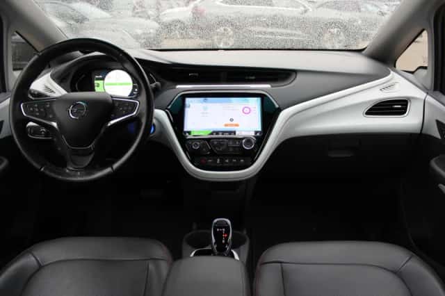 Opel Ampera-e (2020) thumbnail 2
