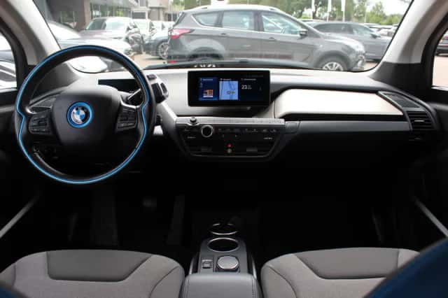 BMW i3 (2019) thumbnail 3