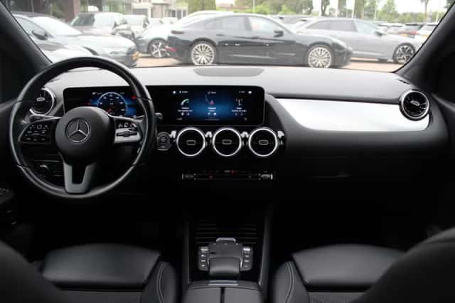 Mercedes-Benz B-Klasse (2019) thumbnail 2