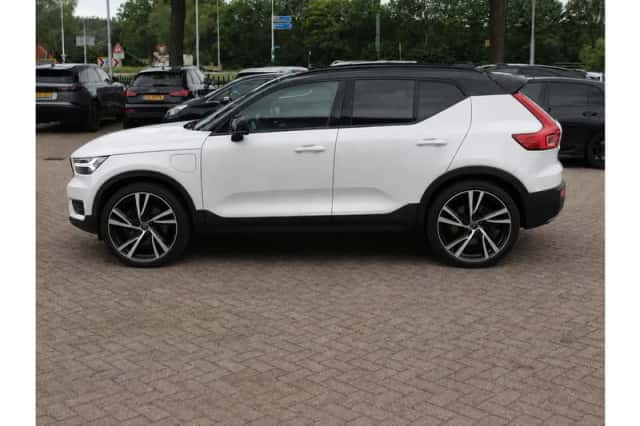 Volvo XC40 (2020) thumbnail 5