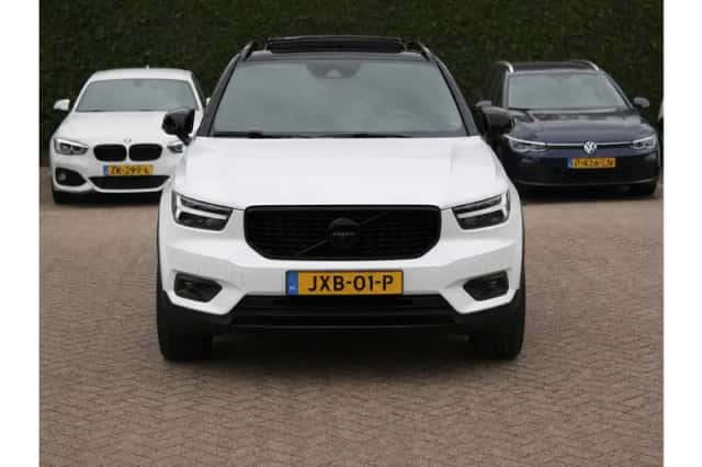 Volvo XC40 (2020) thumbnail 6