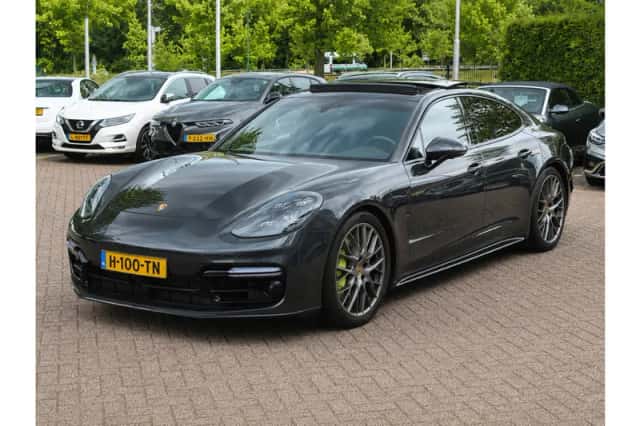Porsche Panamera (2019) thumbnail 6
