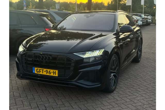 Audi Q8 (2021) thumbnail 4