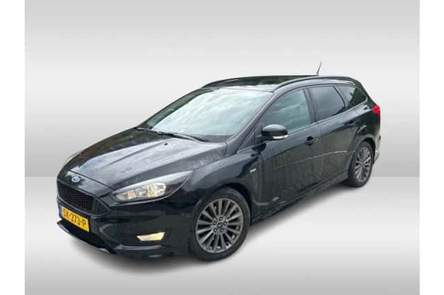 Ford Focus (2018) thumbnail 1