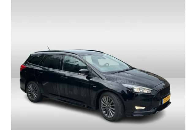 Ford Focus (2018) thumbnail 6