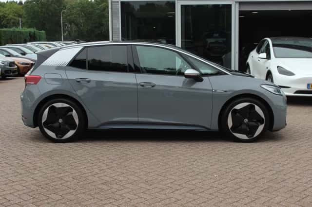Volkswagen ID.3 (2020) thumbnail 6