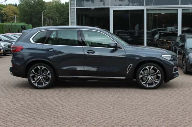 BMW X5 (2020) thumbnail 5