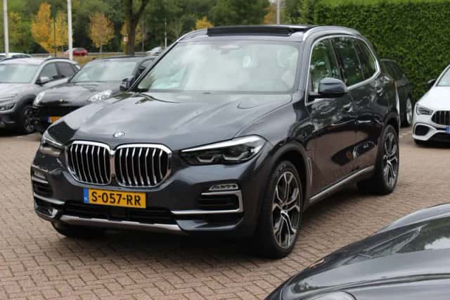 BMW X5 (2020) thumbnail 6
