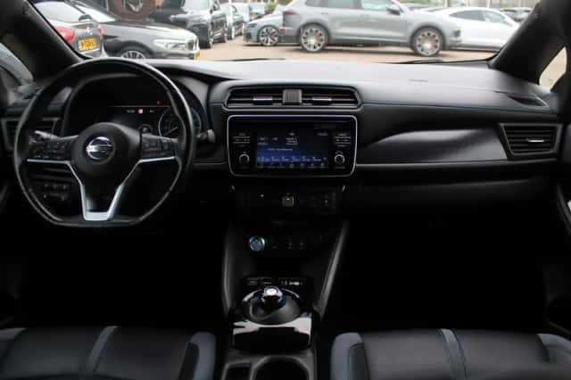 Nissan Leaf (2021) thumbnail 3