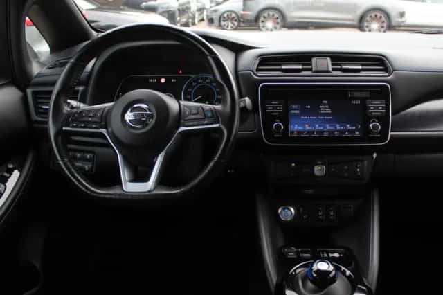 Nissan Leaf (2021) thumbnail 6