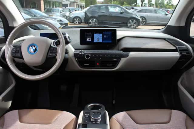 BMW i3 (2020) thumbnail 3