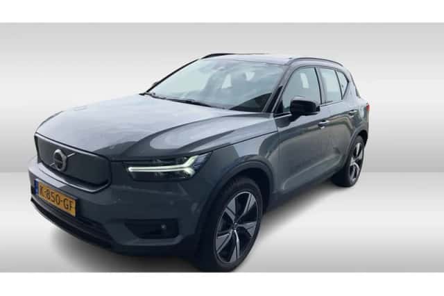 Volvo XC40 (2020) thumbnail 3