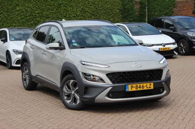 Hyundai Kona (2022) thumbnail 1
