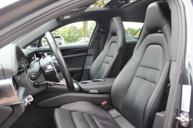 Porsche Panamera (2019) thumbnail 4