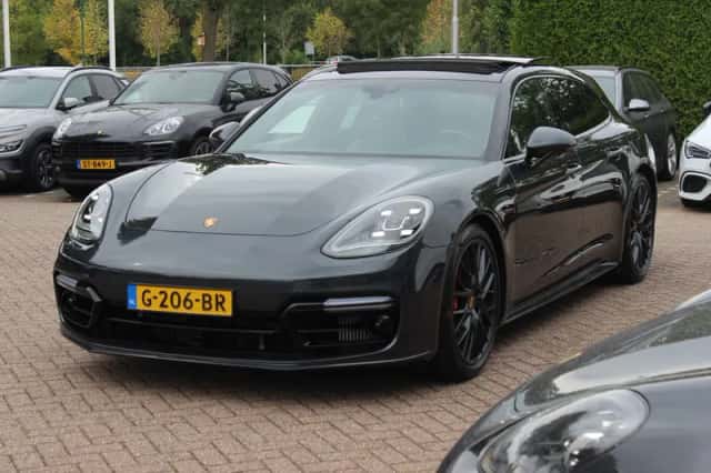 Porsche Panamera (2019) thumbnail 6
