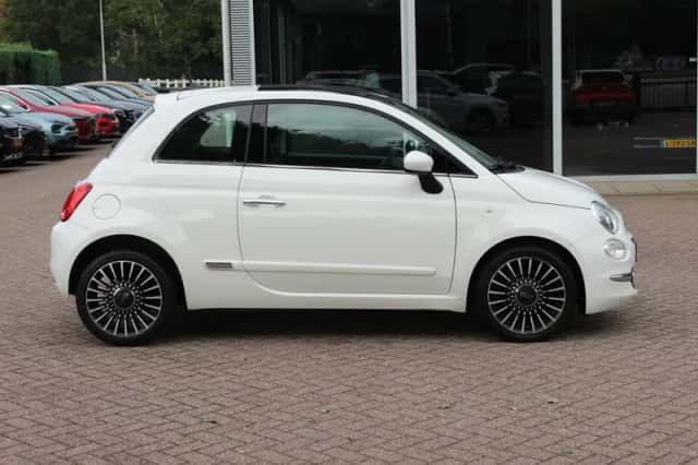 Fiat 500 (2018) thumbnail 5