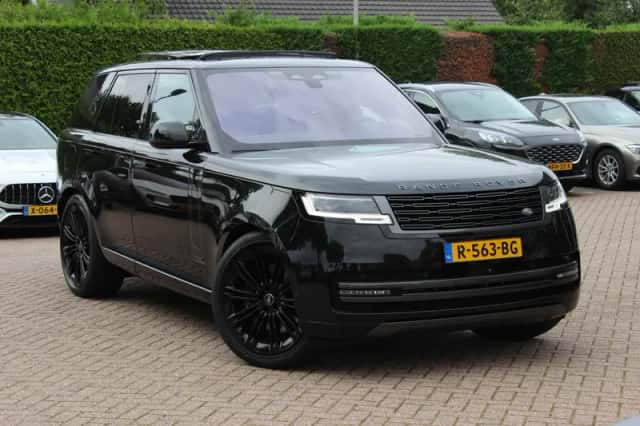 Land Rover Range Rover (2022) thumbnail 1